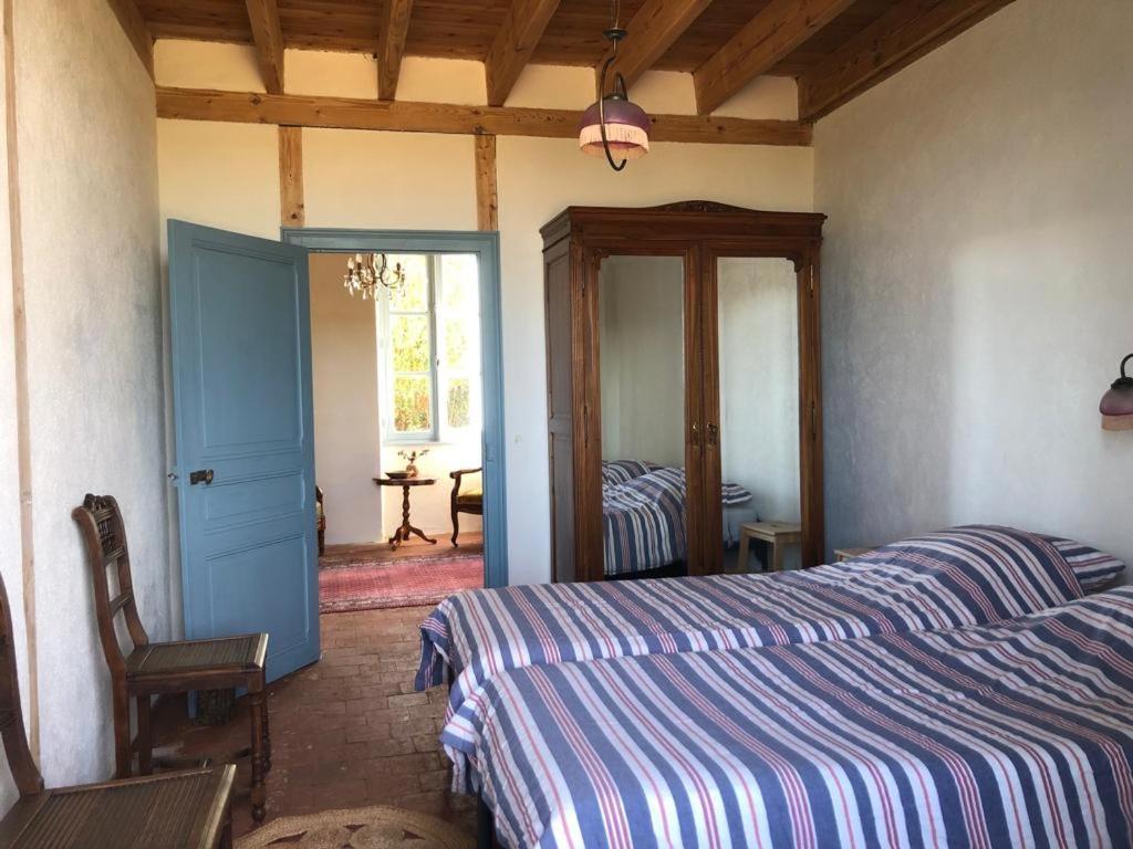 Le Tarde - Crecerelle Villa Saint-Desire Exterior photo